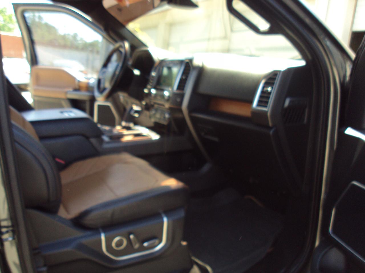 Ford F-150 Lariat SuperCrew 5.5-ft. Bed 4WD 2016