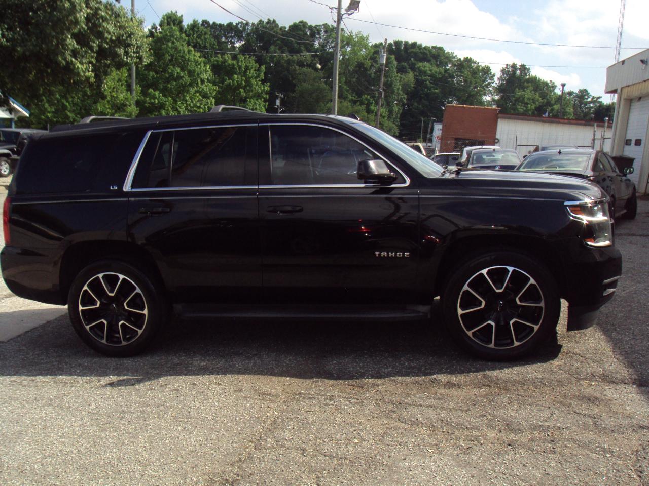 Chevrolet Tahoe LS 4WD 2016