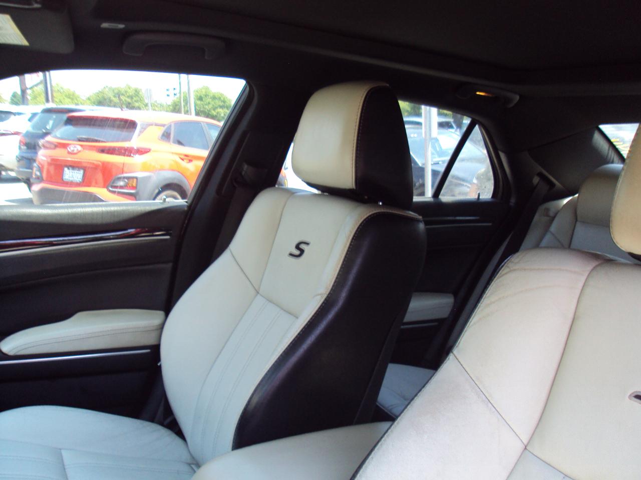Chrysler 300 S V6 RWD 2017