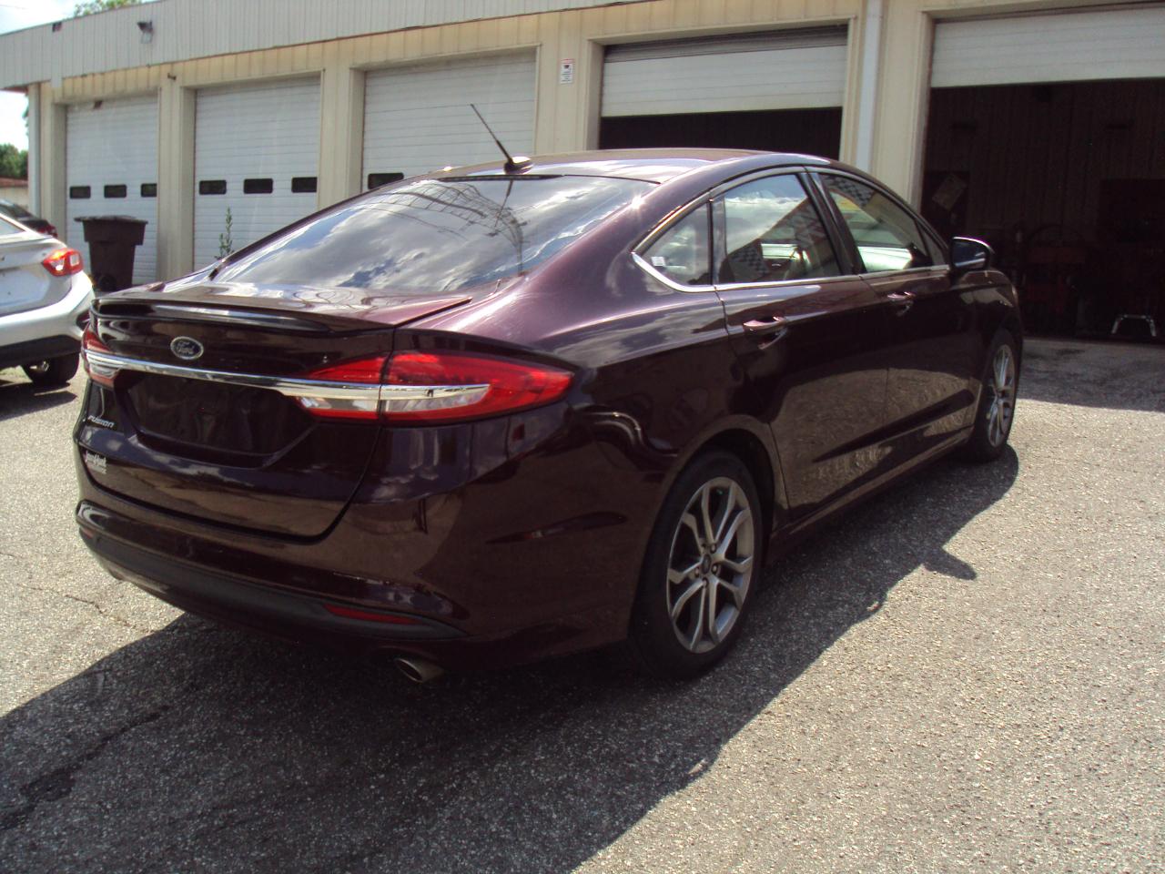 Ford Fusion S 2017