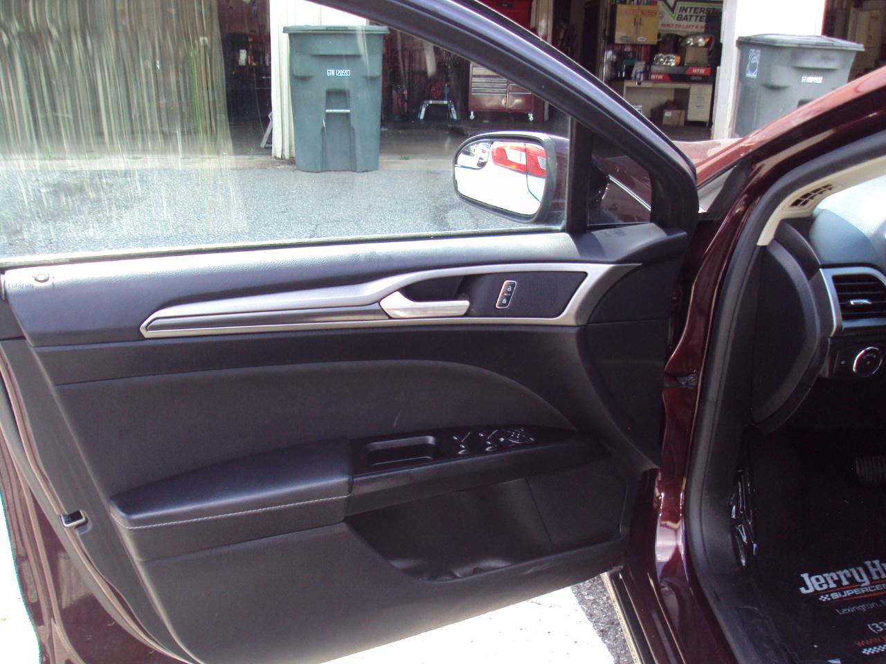 Ford Fusion S 2017