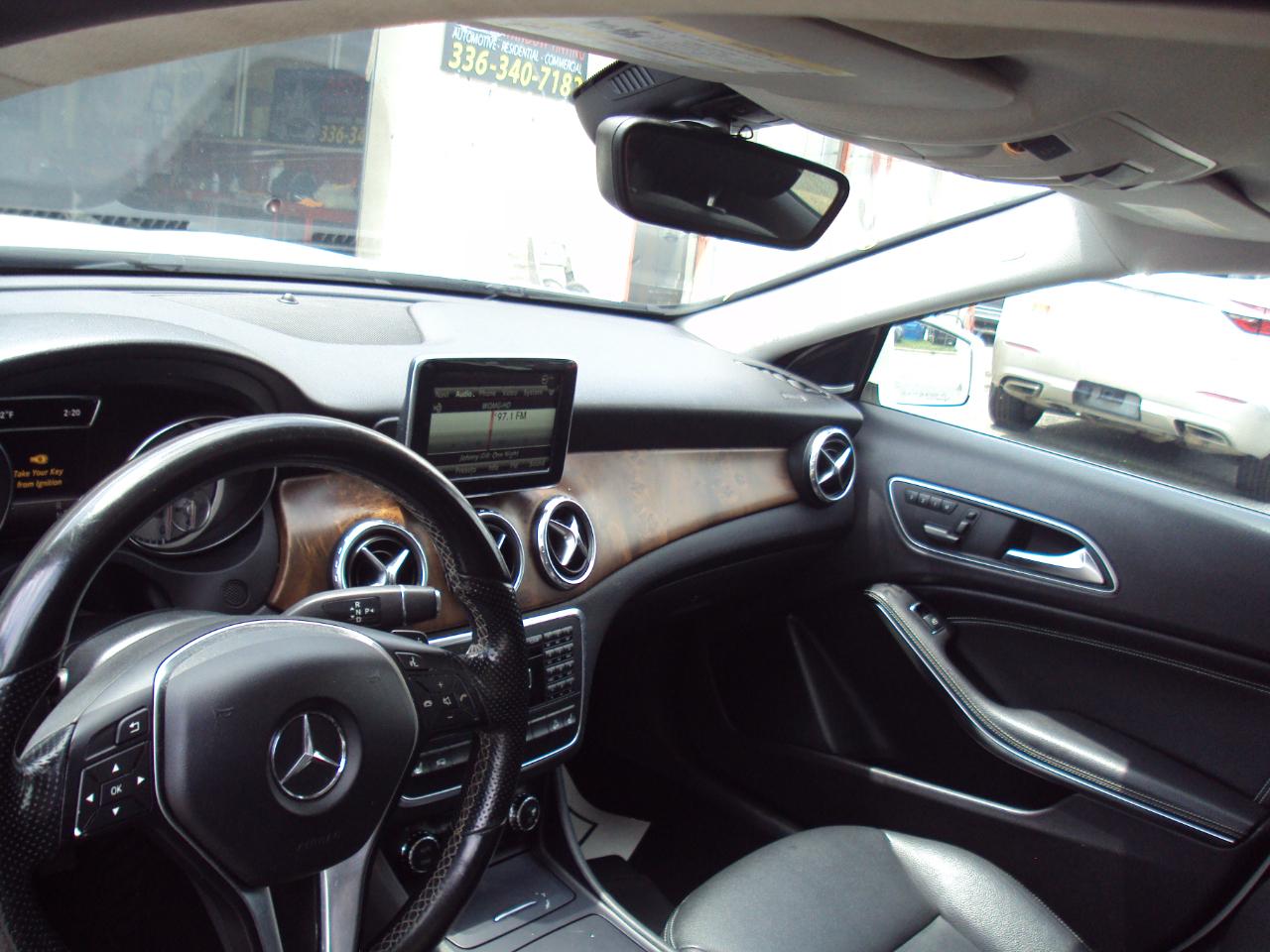 Mercedes-Benz GLA-Class GLA250 4MATIC 2015