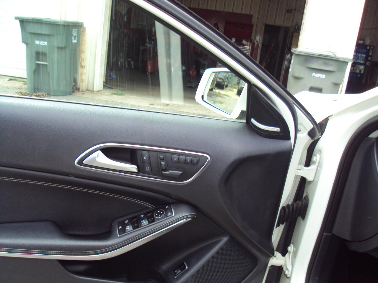 Mercedes-Benz GLA-Class GLA250 4MATIC 2015