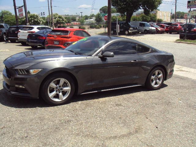 Ford Mustang V6 Coupe 2017