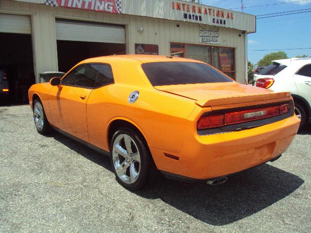Dodge Challenger SXT 2014