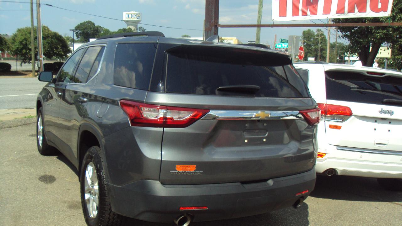 Chevrolet Traverse LT 4D SUV FWD 2021