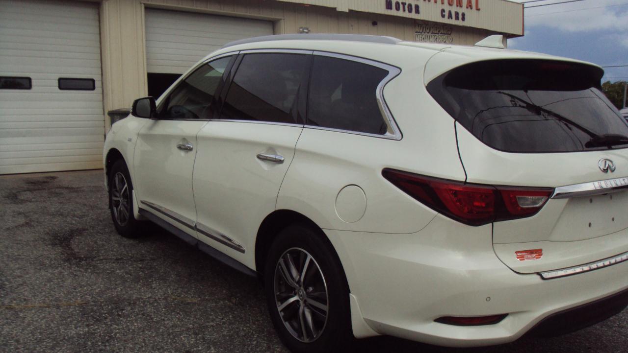 Infiniti QX60 Base AWD 2017