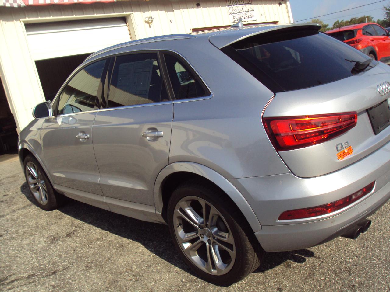 Audi Q3 2.0T quattro Premium Plus 2016