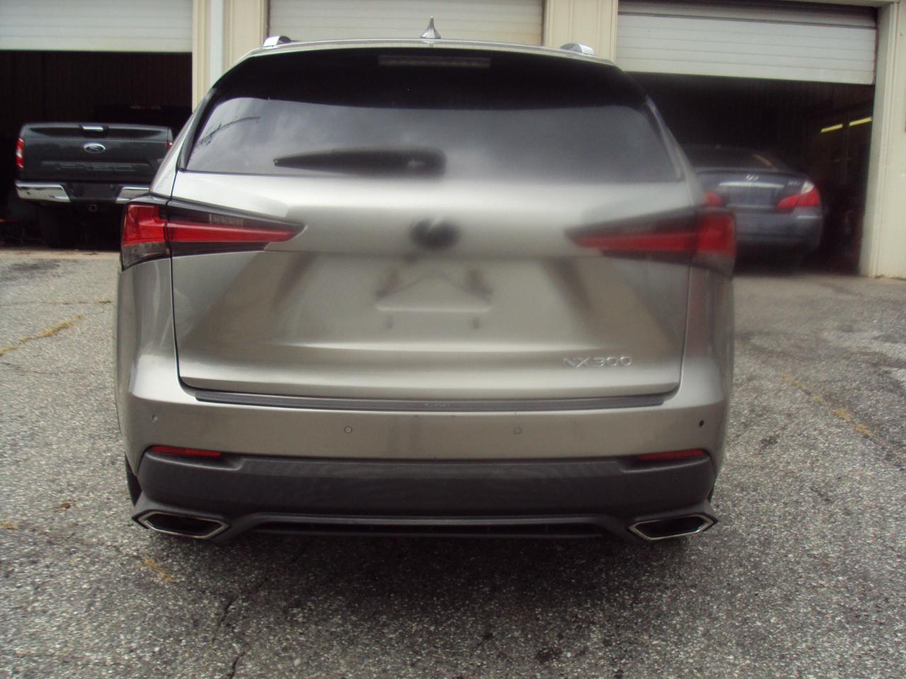 Lexus NX 200t FWD 2018