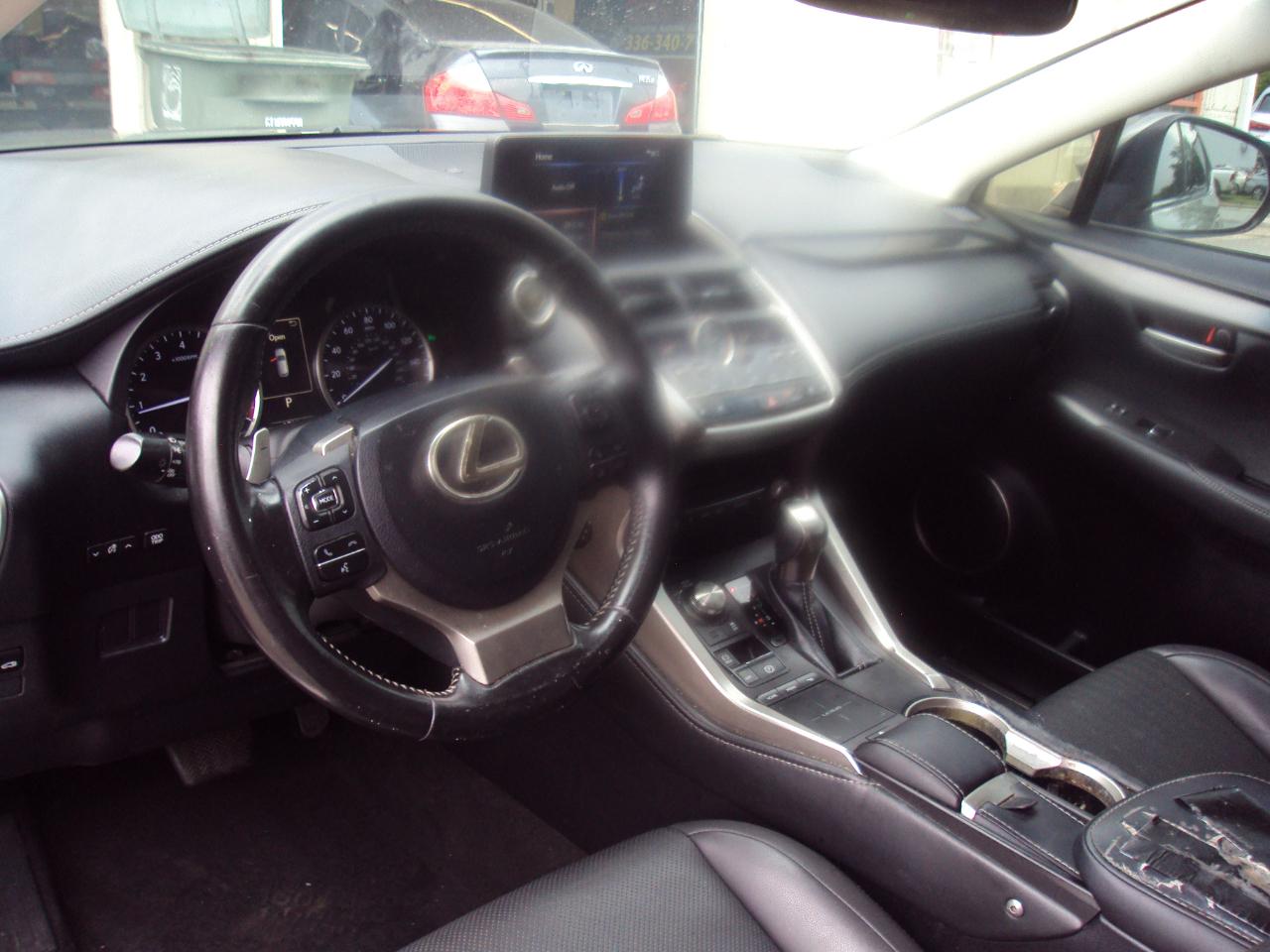 Lexus NX 200t FWD 2018