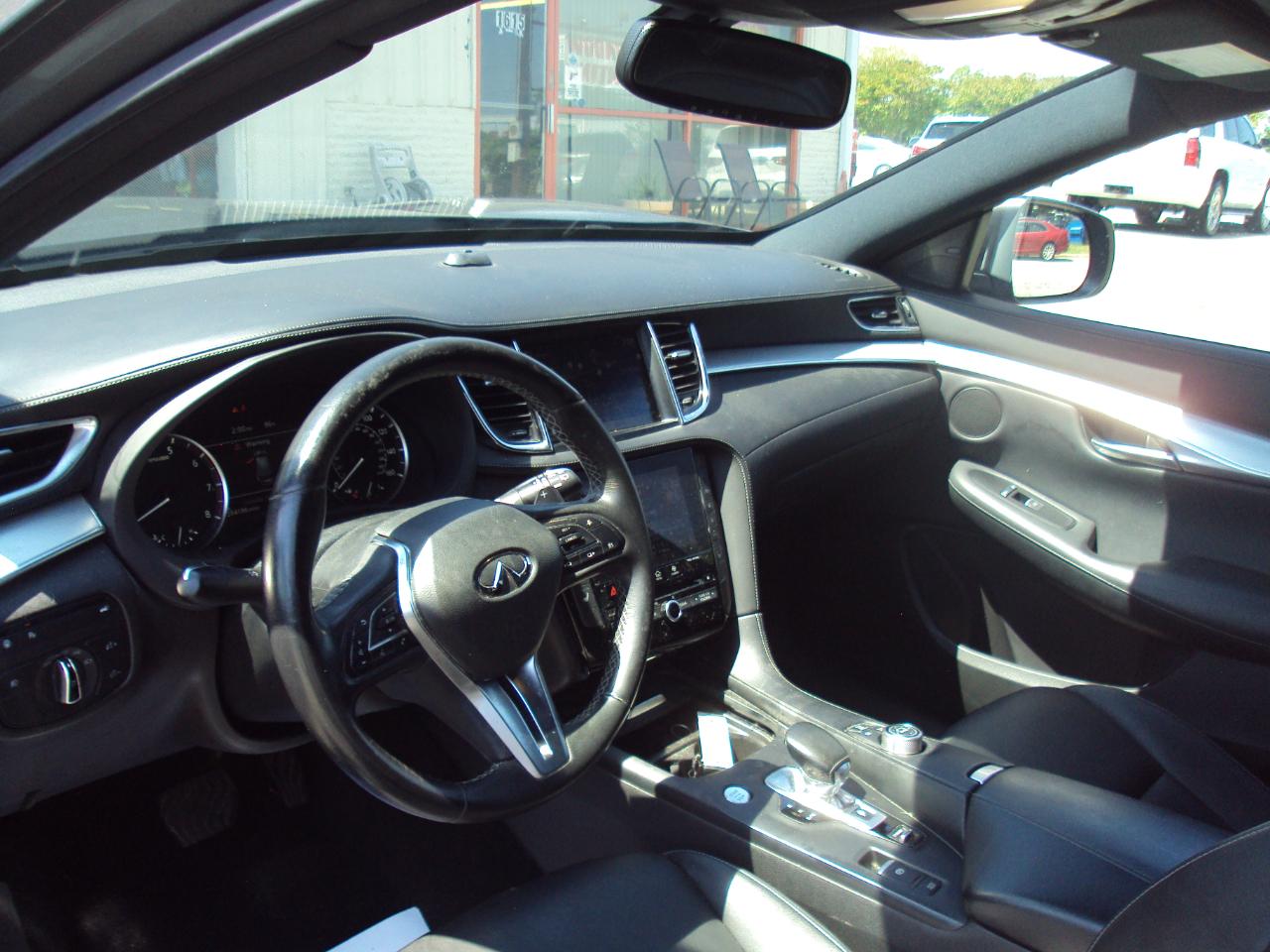Infiniti QX50 PURE AWD 2020