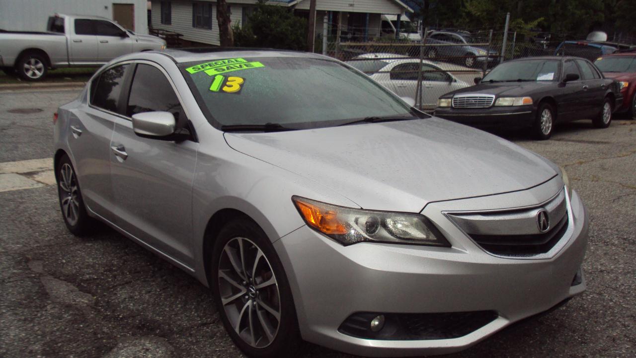 Acura ILX 5-Spd AT w/ Premium Package 2013