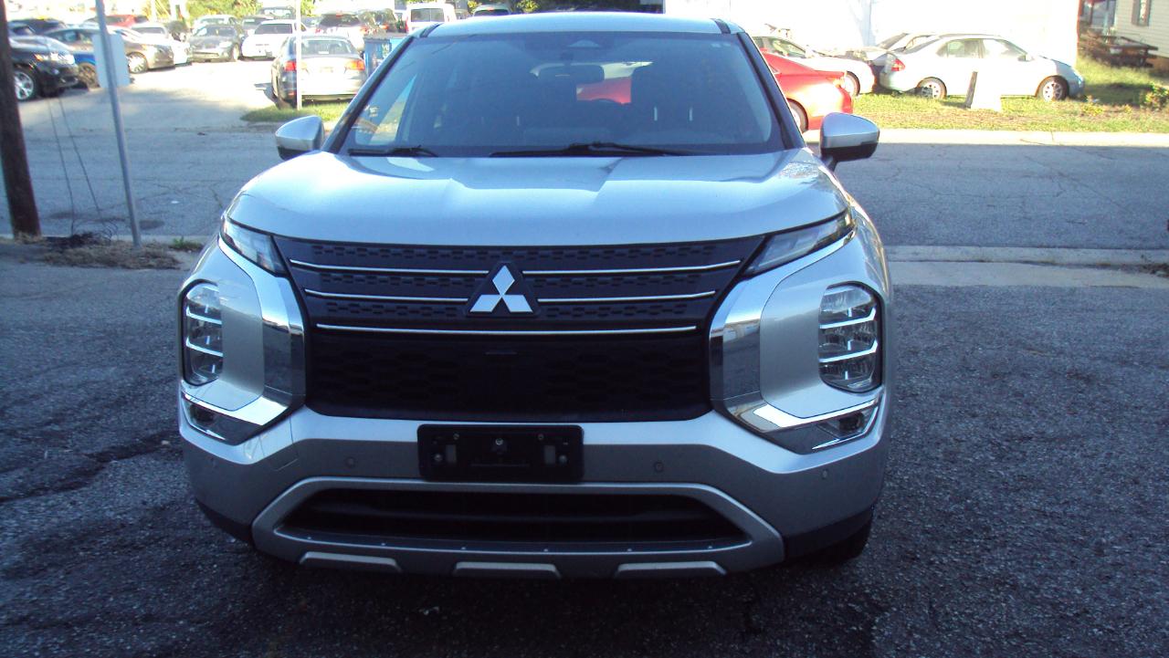 Mitsubishi Outlander SE 2WD 2022