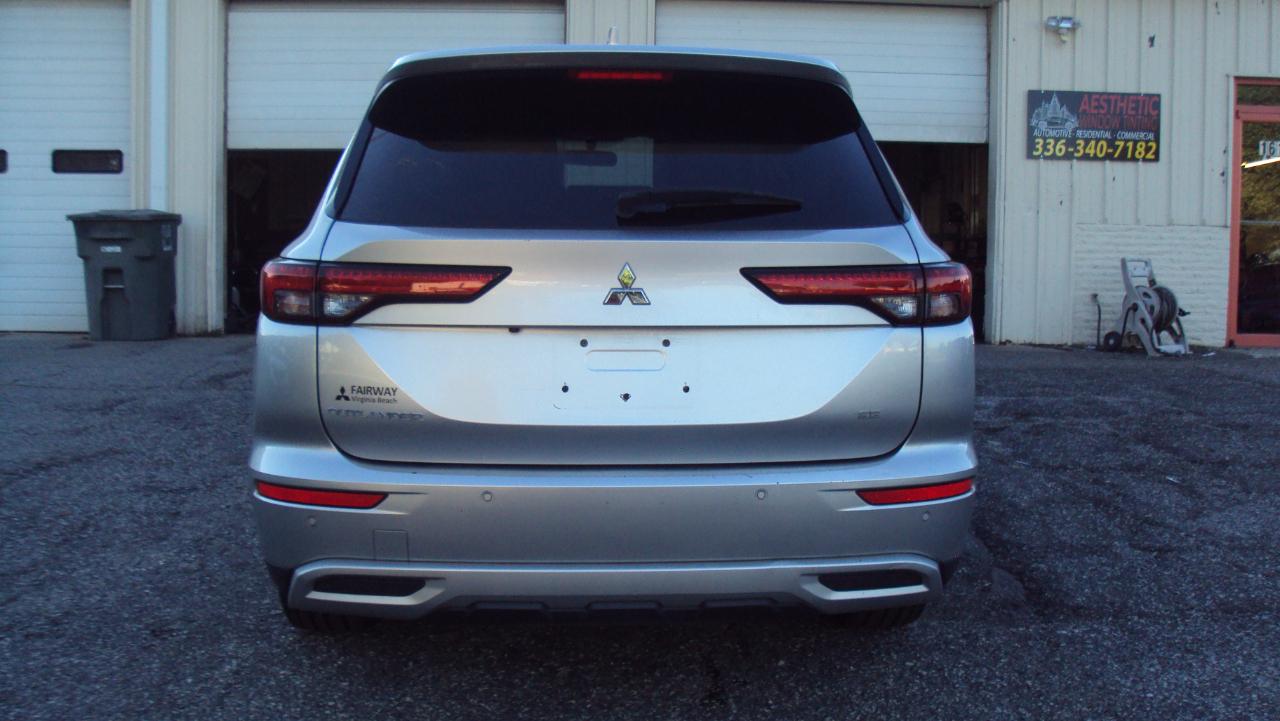 Mitsubishi Outlander SE 2WD 2022