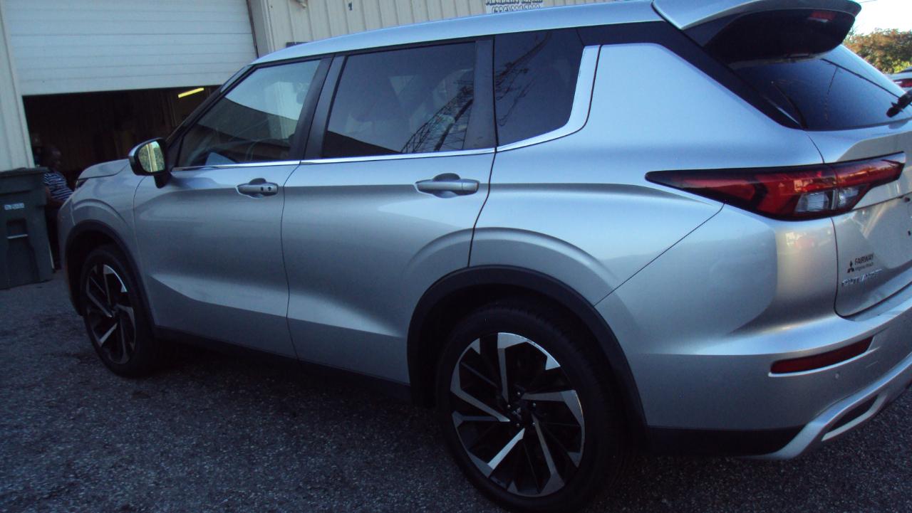 Mitsubishi Outlander SE 2WD 2022
