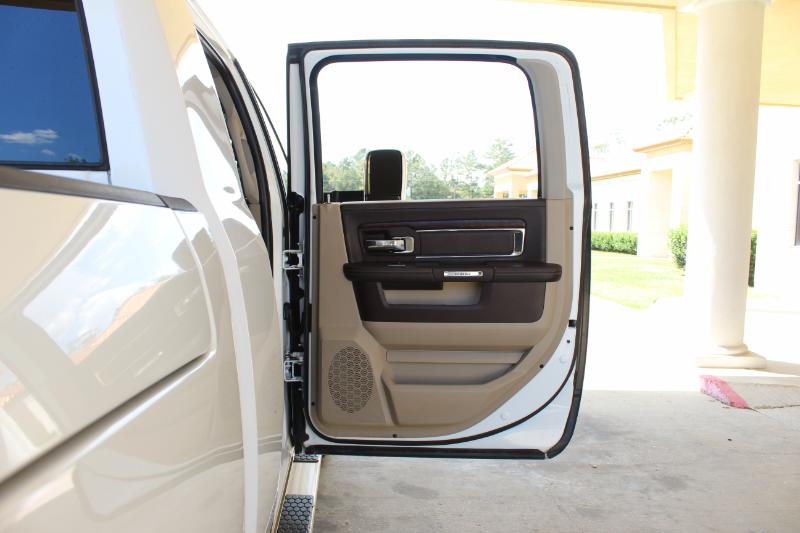 2013 Ram 2500 Laramie Longhorn photo 28
