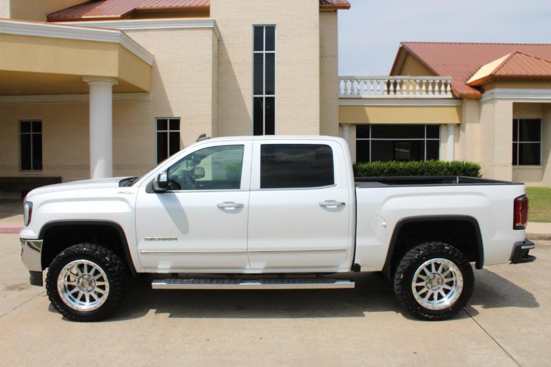 GMC Sierra 1500 SLT Crew Cab Short Box 4WD 2018 GMC Sierra 1500 SLT Crew Cab Short Box 4WD 2018