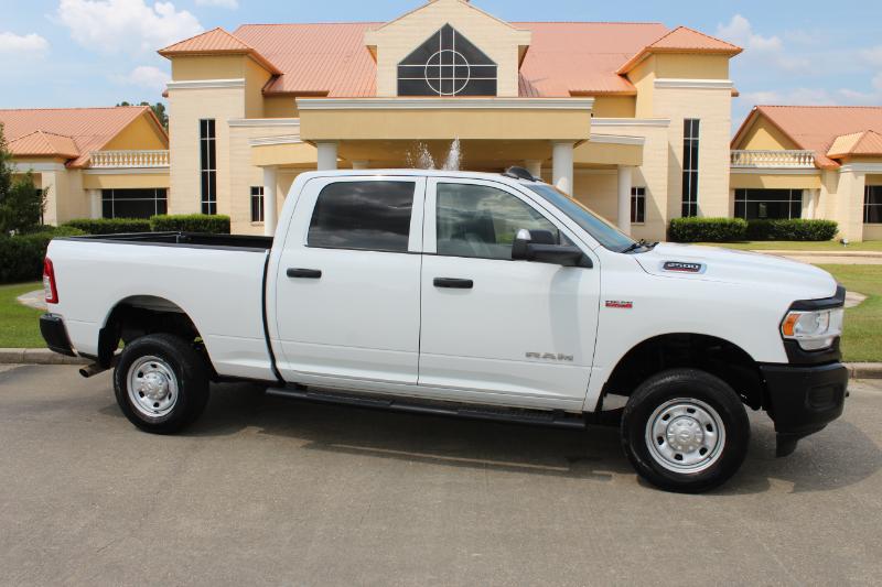 RAM 2500 Tradesman Crew Cab SWB 4WD 2022 RAM 2500 Tradesman Crew Cab SWB 4WD 2022