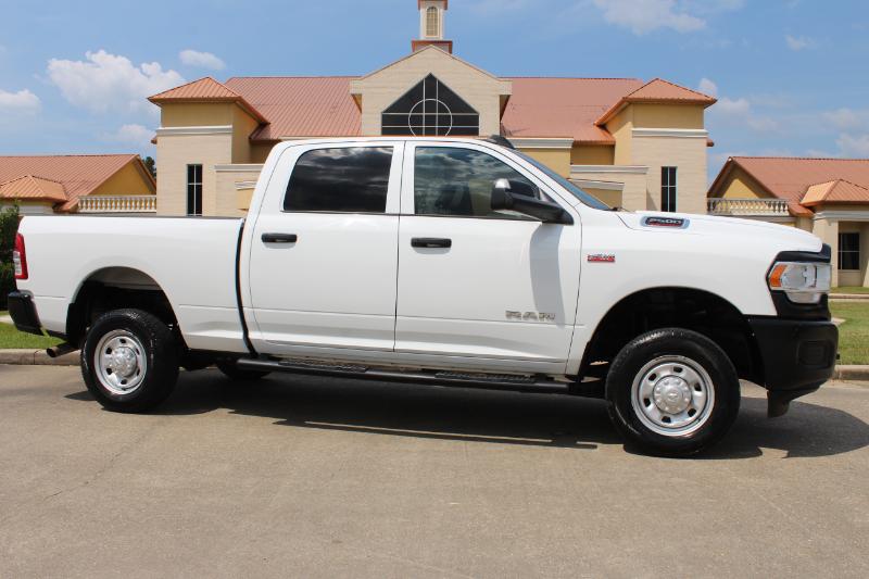 RAM 2500 Tradesman Crew Cab SWB 4WD 2022 RAM 2500 Tradesman Crew Cab SWB 4WD 2022