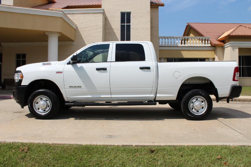 RAM 2500 Tradesman Crew Cab SWB 4WD 2022 RAM 2500 Tradesman Crew Cab SWB 4WD 2022