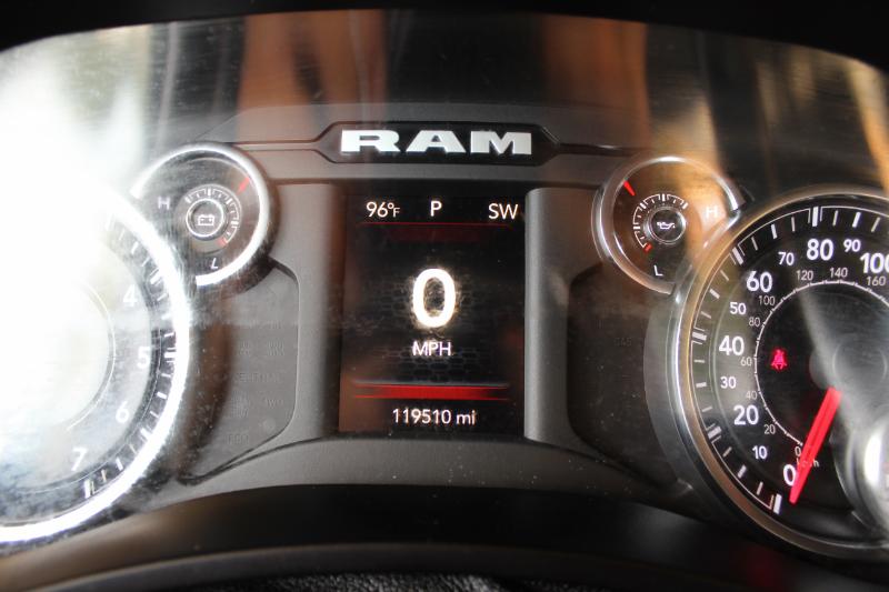 RAM 2500 Tradesman Crew Cab SWB 4WD 2022 RAM 2500 Tradesman Crew Cab SWB 4WD 2022