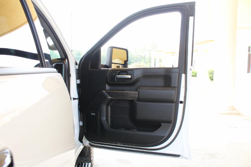 Chevrolet Silverado 2500HD LTZ Crew Cab Short Box 4WD 2021 Chevrolet Silverado 2500HD LTZ Crew Cab Short Box 4WD 2021