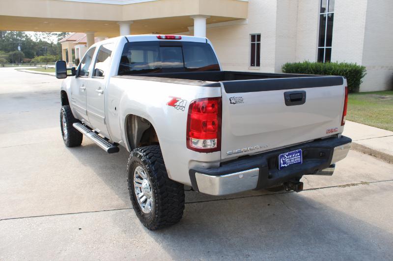 2009 Gmc Sierra SLT photo 12