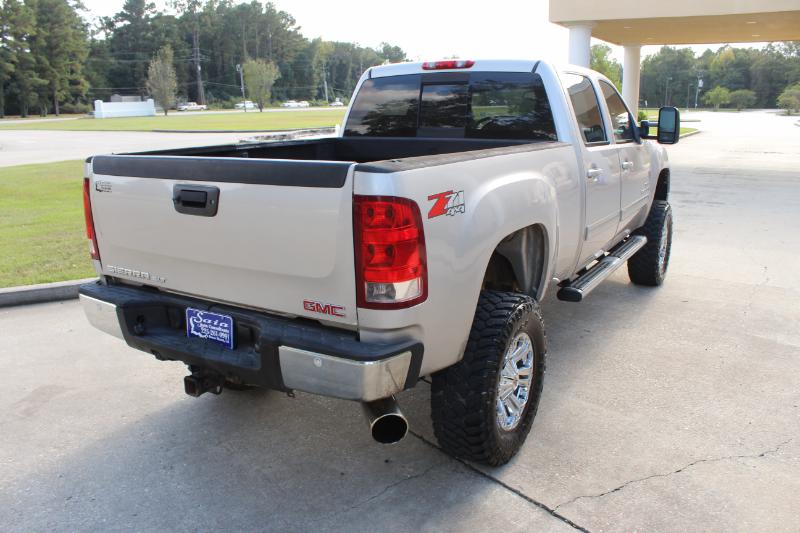 2009 Gmc Sierra SLT photo 14