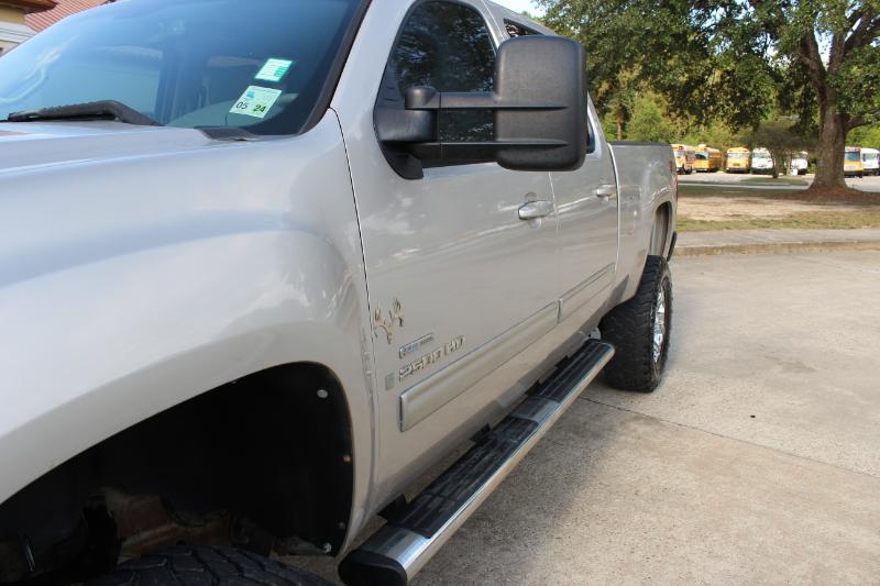 2009 Gmc Sierra SLT photo 25