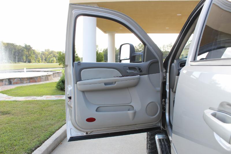 2009 Gmc Sierra SLT photo 32