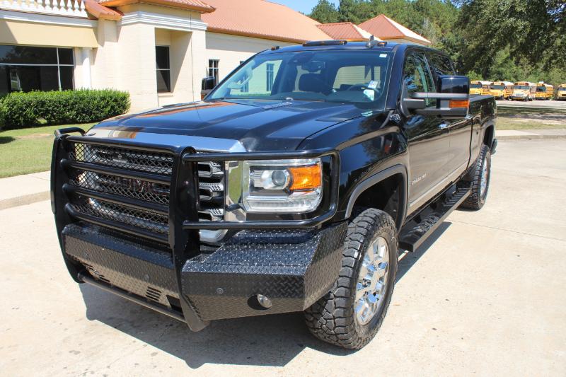 GMC Sierra 2500HD SLT Crew Cab 4WD 2015 GMC Sierra 2500HD SLT Crew Cab 4WD 2015