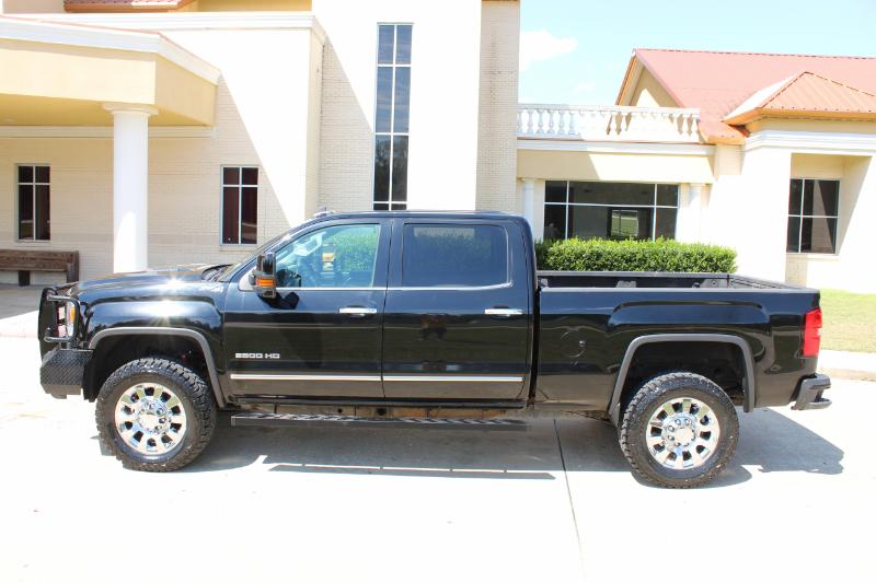 GMC Sierra 2500HD SLT Crew Cab 4WD 2015 GMC Sierra 2500HD SLT Crew Cab 4WD 2015