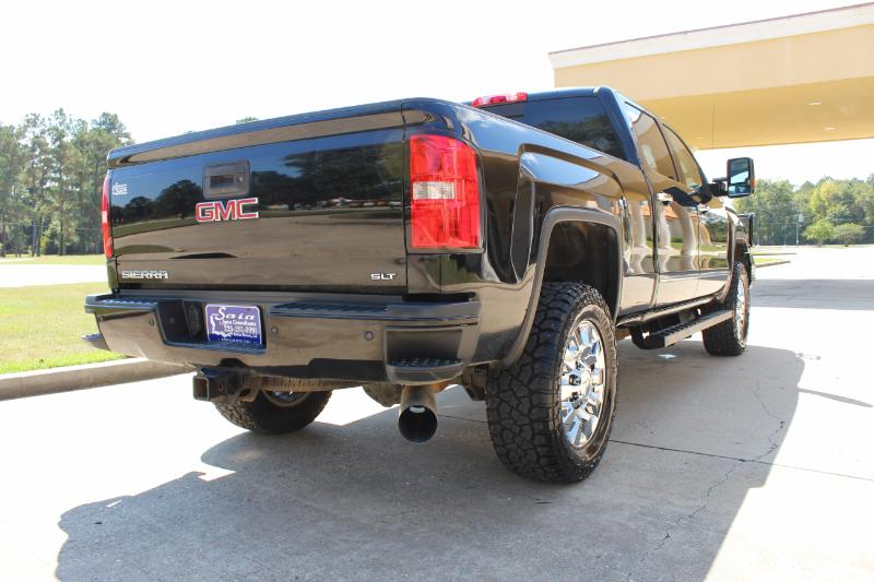 GMC Sierra 2500HD SLT Crew Cab 4WD 2015 GMC Sierra 2500HD SLT Crew Cab 4WD 2015