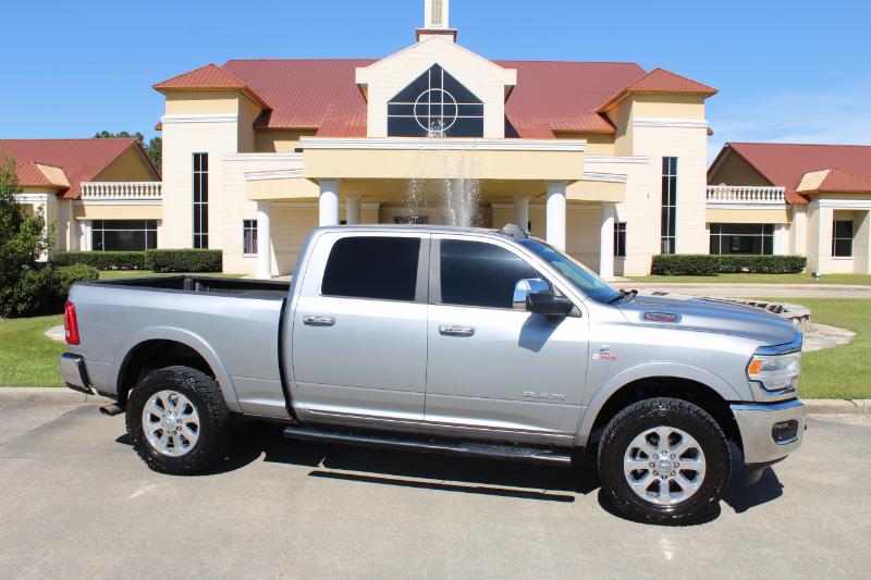 RAM 2500 Laramie Crew Cab SWB 4WD 2019 RAM 2500 Laramie Crew Cab SWB 4WD 2019