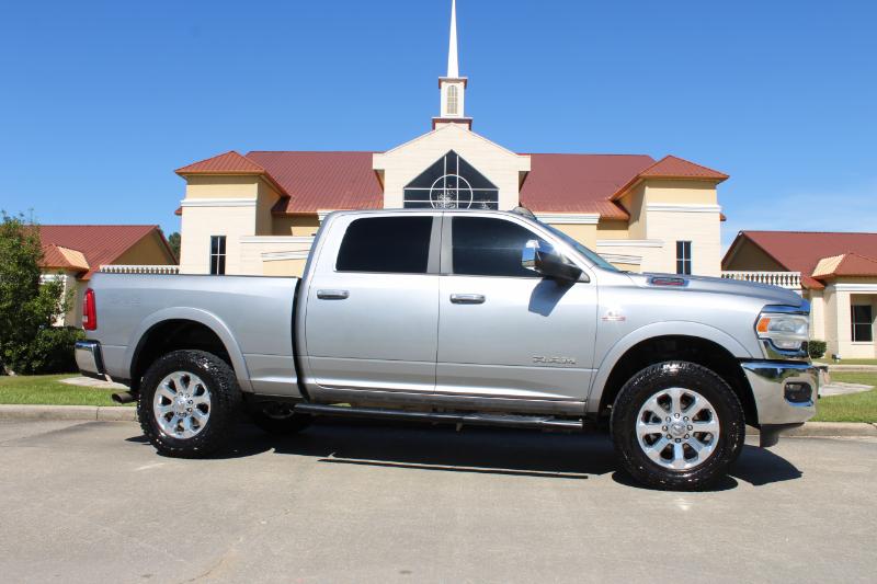 RAM 2500 Laramie Crew Cab SWB 4WD 2019 RAM 2500 Laramie Crew Cab SWB 4WD 2019
