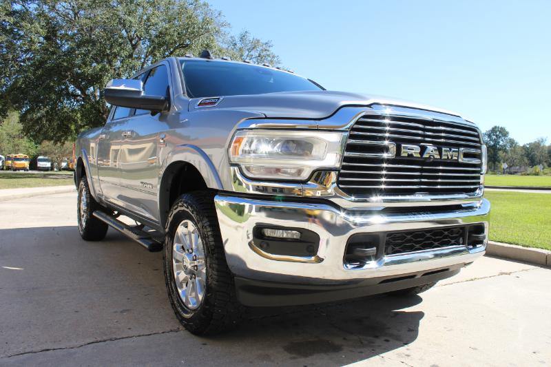 RAM 2500 Laramie Crew Cab SWB 4WD 2019 RAM 2500 Laramie Crew Cab SWB 4WD 2019