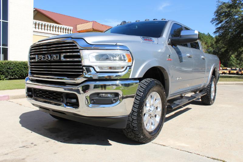 RAM 2500 Laramie Crew Cab SWB 4WD 2019 RAM 2500 Laramie Crew Cab SWB 4WD 2019