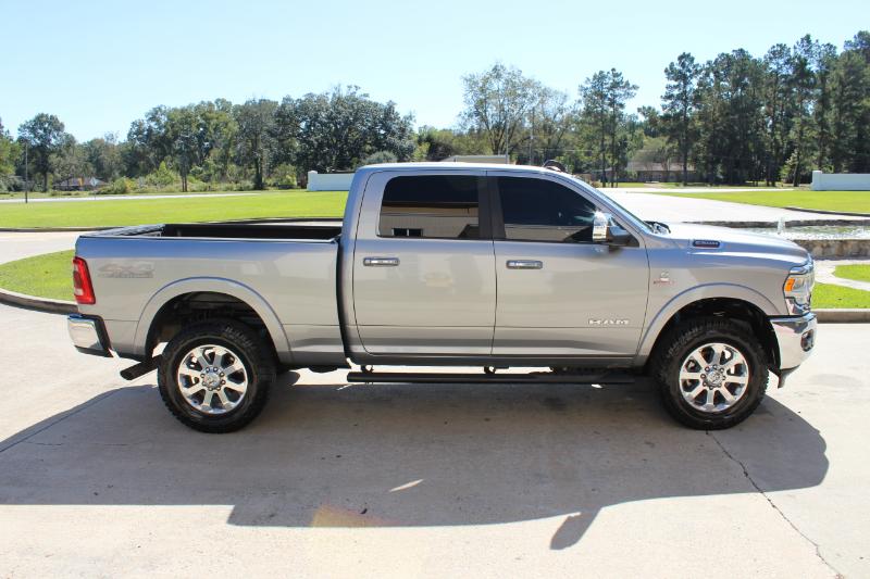 RAM 2500 Laramie Crew Cab SWB 4WD 2019 RAM 2500 Laramie Crew Cab SWB 4WD 2019