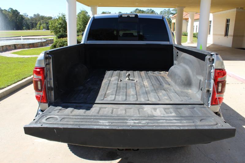 RAM 2500 Laramie Crew Cab SWB 4WD 2019 RAM 2500 Laramie Crew Cab SWB 4WD 2019