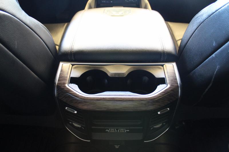 RAM 2500 Laramie Crew Cab SWB 4WD 2019 RAM 2500 Laramie Crew Cab SWB 4WD 2019