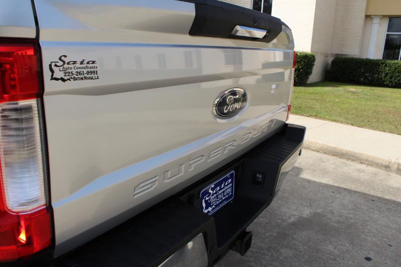 Ford F-250 SD Lariat Crew Cab 4WD 2017