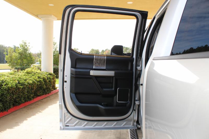 Ford F-250 SD Lariat Crew Cab 4WD 2017