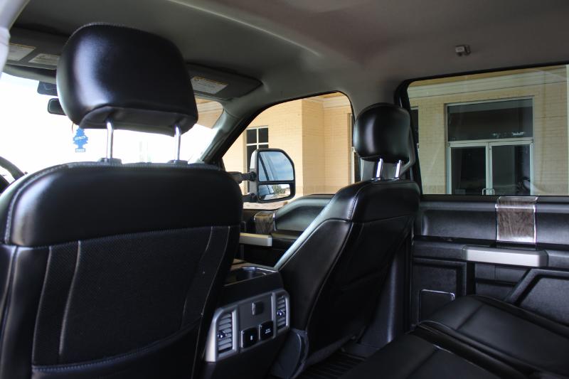 Ford F-250 SD Lariat Crew Cab 4WD 2017