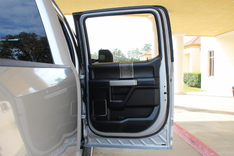 Ford F-250 SD Lariat Crew Cab 4WD 2017