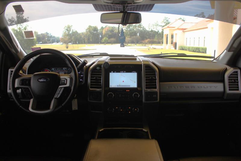 Ford F-250 SD Lariat Crew Cab 4WD 2017