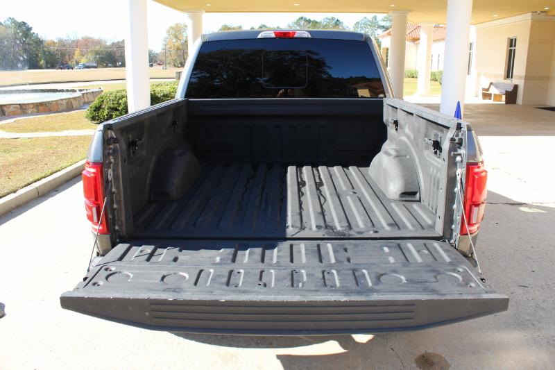 Ford F-150 Lariat SuperCrew 5.5-ft. Bed 4WD 2015