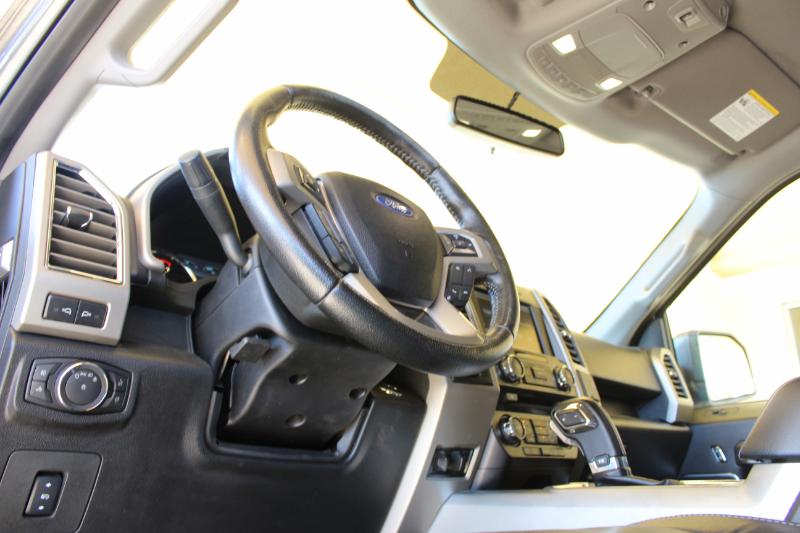 Ford F-150 Lariat SuperCrew 5.5-ft. Bed 4WD 2015