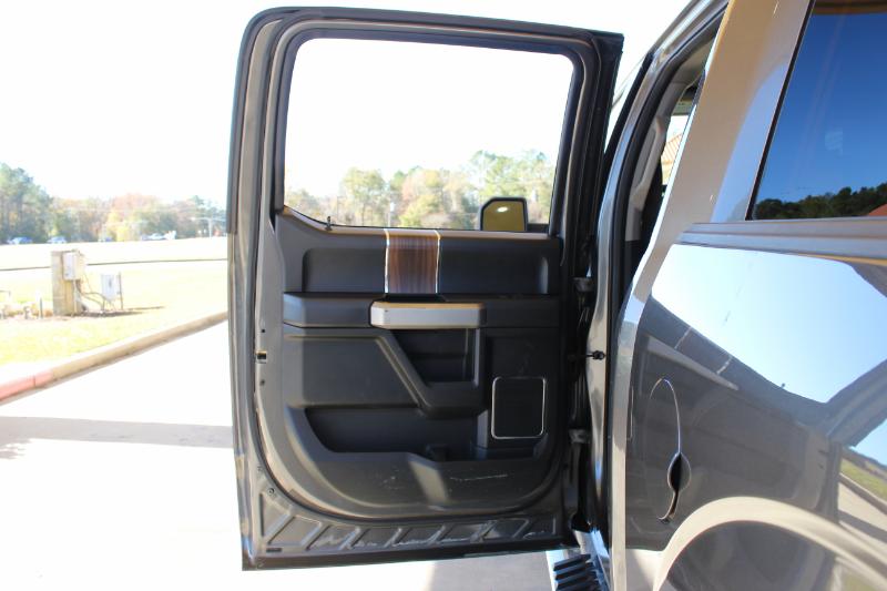 Ford F-150 Lariat SuperCrew 5.5-ft. Bed 4WD 2015