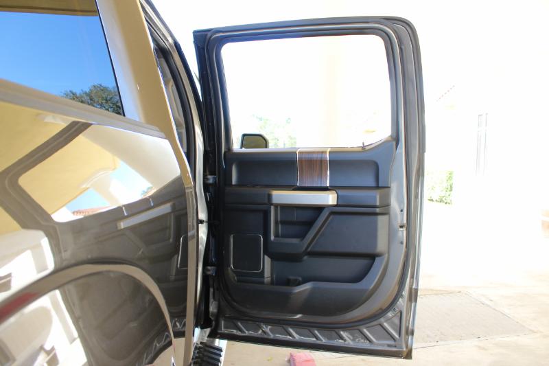 Ford F-150 Lariat SuperCrew 5.5-ft. Bed 4WD 2015