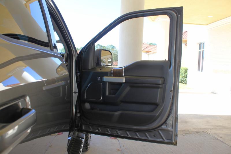 Ford F-150 Lariat SuperCrew 5.5-ft. Bed 4WD 2015